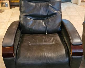Second electric lift chair