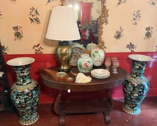Vintage Chinese Famille Noire Baluster vase