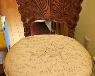 Shell chair