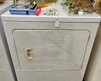 Electric dryer