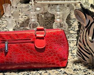 Leather wine carrier