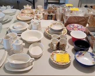 Pfaltzgraff Heritage White Dinnerware