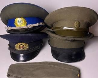 136 lotof5vintagemilitaryvisorcapsger