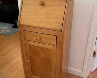 179 solidwoodsecretarydeskcabinetwithd