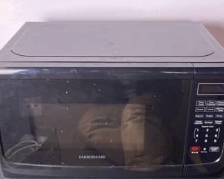 269 blackfarberware700wmicrowave
