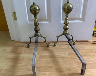 117 pairofbrassironfireplaceandirons