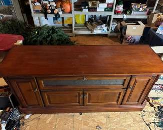 255 woodenmediaconsolewithmultiplecompa