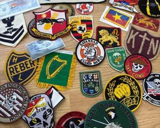 056 militaryvintagepatchlot