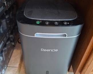 1 YEAR OLD COMPOSTER