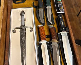 Collection of Decorative and Utility Knives, including a Bowie style dagger