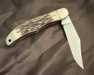 Schrade Uncle Henry 127UH Folding Lockback Knife