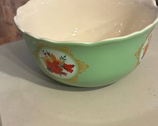 The Pioneer Woman "Sweet Romance" Floral Embossed Mixing Bowl