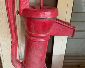 Red Cast Iron Hand Water Pump