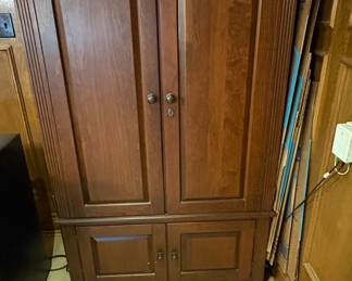 Ethan Allen "Country Crossings" Media Armoire