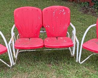 Crosley Griffith 3-Piece Red Metal Outdoor Conversation Seating Set