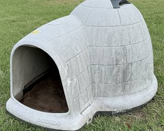 Dogloo Dog House