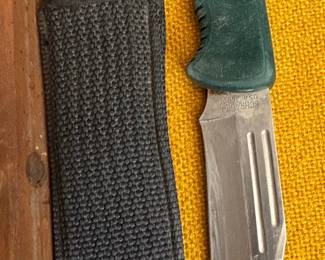 Schrade Old Timer 140OT Trail Boss Fixed Blade Knife with Sheath