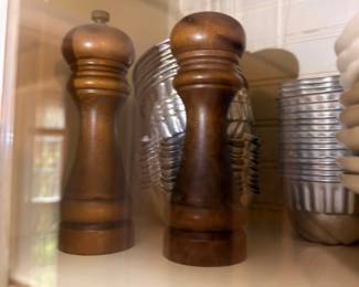Wooden salt and pepper mills