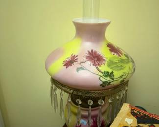 Antique hand-painted Gone with the Wind parlor lamp