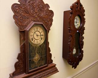 Antique Victorian gingerbread mantel clock