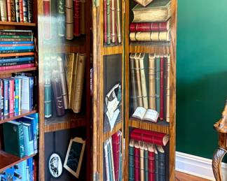 LIBRARY BOOK PAINTED DIVIDER 
