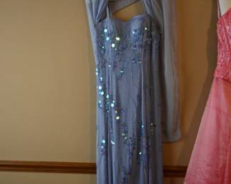 AMAZING vtg prom dresses.....