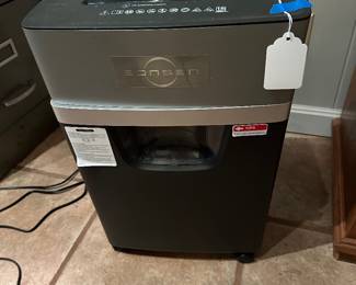 Paper shredder