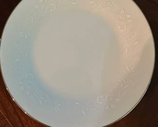 Noritake Japan “Reina”