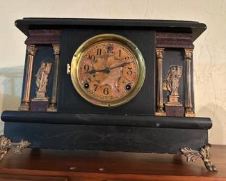 Mantle Clock