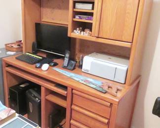 Computer desk