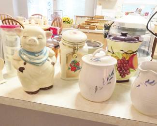 Shawnee cookie jar