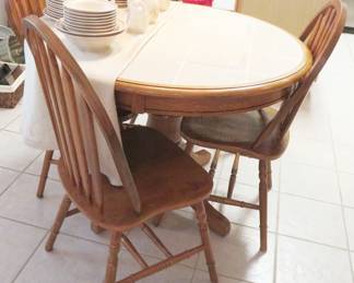 Small kitchen table and chairs
