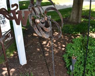 911Front Yard