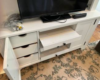 Entertainment center-very well made