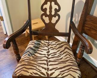 Vintage mahagony chair