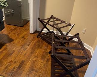 Elegant luggage racks