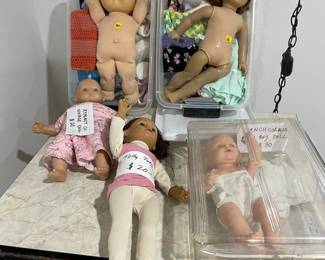 American Girl, Cabbage Patch, Corolle & other dolls