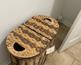 Wicker hamper