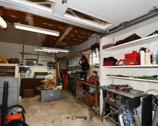 834Garage