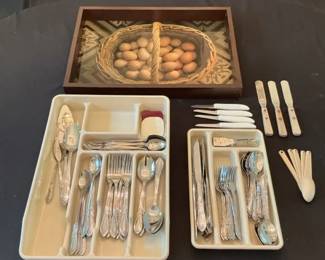 Retroneu Stephanie Silverware, Rubbermaid Trays, More