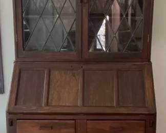 Kandya Secretary Desk with Hutch