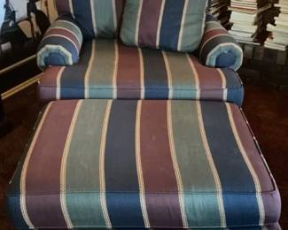 Club Chair Ottoman