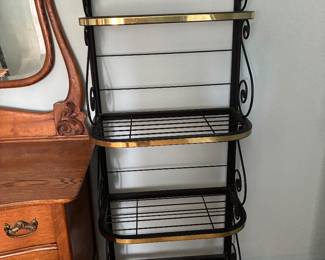 Baker's rack