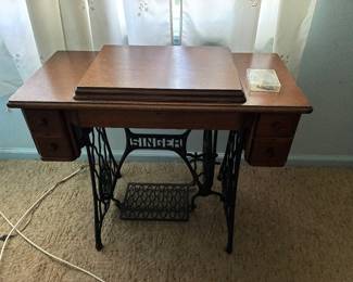 Singer sewing machine