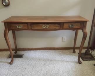 Console Table with Queen Anne Legs and 3 drawers
