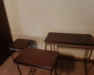 Set of 3 nesting tables