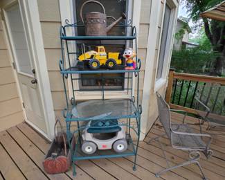Metal Bakers Rack