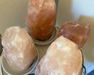 Salt lamps for daysssss