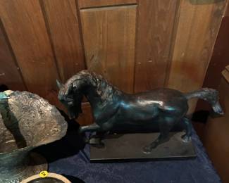 horse statue
