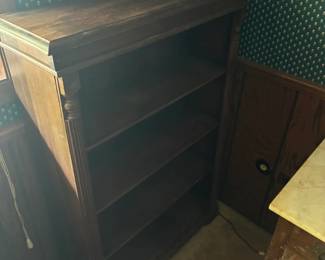 bookshelf